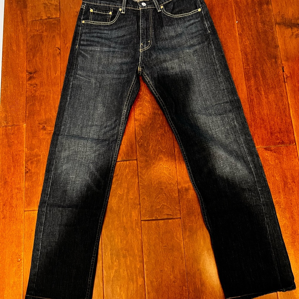 Levi's 505 33x32 NWOT Men's Dark Indigo Straight Jeans with Contrast Stitching